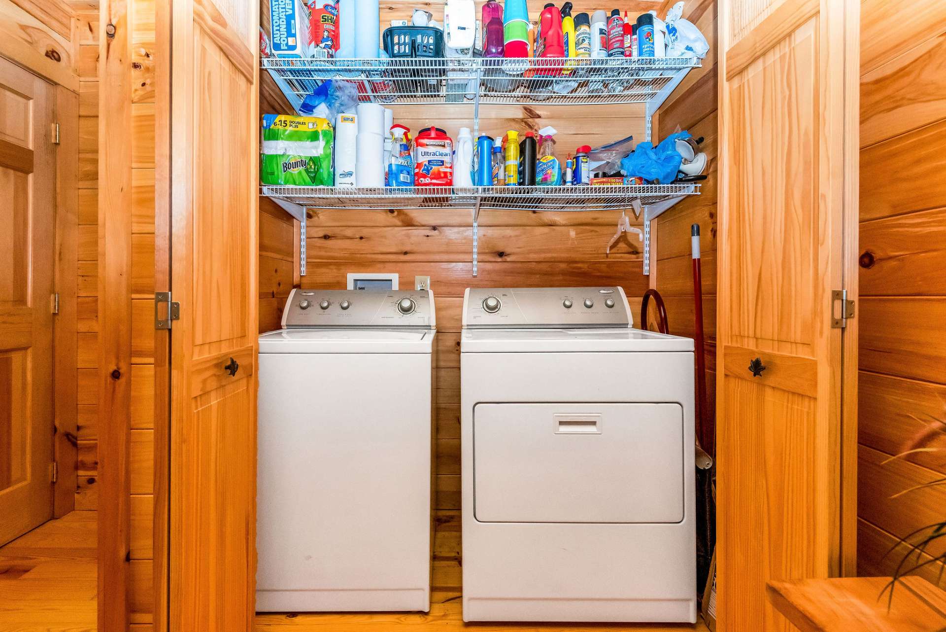 This design offers seamless integration and maximizing space efficiency.